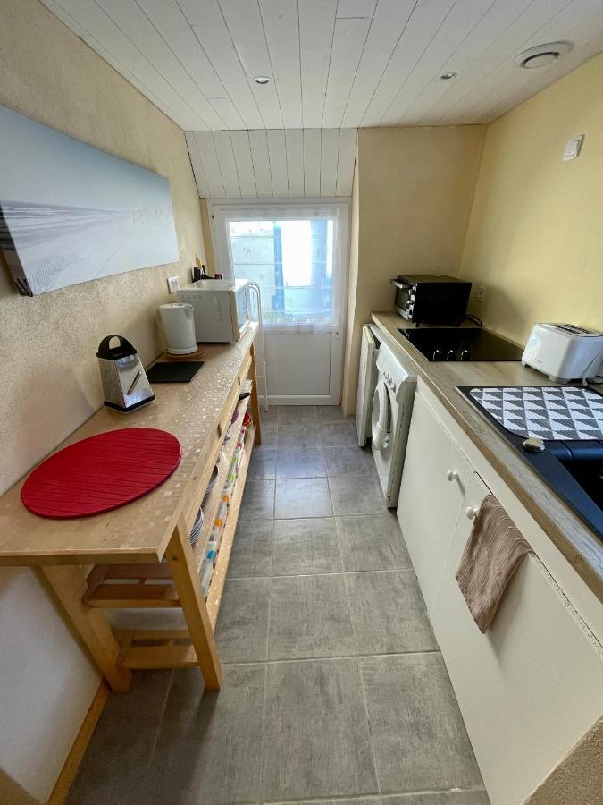Authentique Penty Au Coeur Du Bourg Apartamento Roscanvel Exterior foto